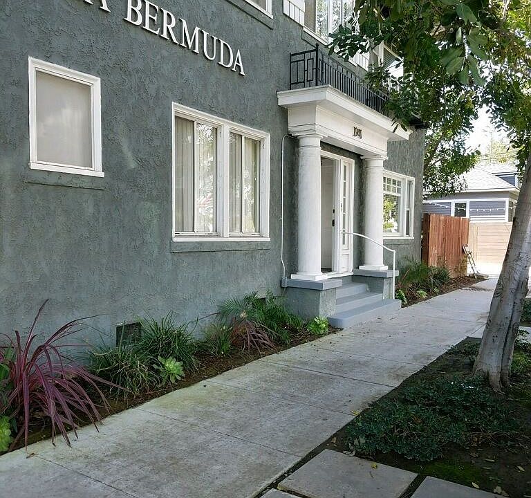 1st image of 325 Cherry Ave APT 6