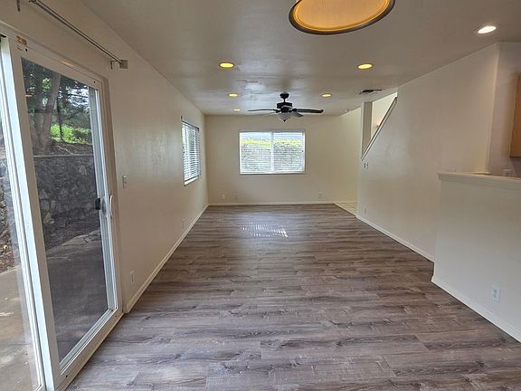2nd image of 128 Luakaha Cir