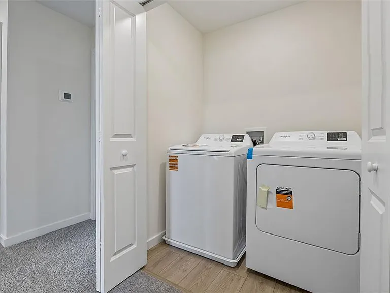 16570 Barbours Creek Way — Photo 18