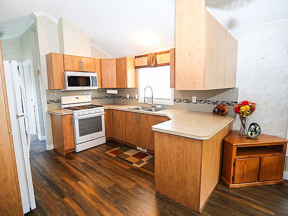 5th image of 3700 Louis Creek Rd #2