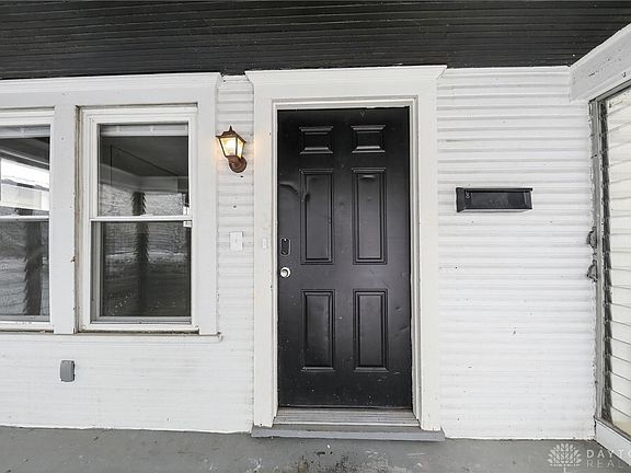 2nd image of 1809 Darst Ave