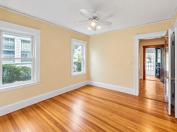 3rd image of 20 Sunset Hill Rd #1