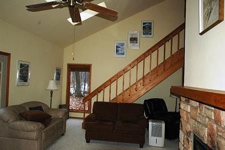 4th image of 8181 Chalet Ct