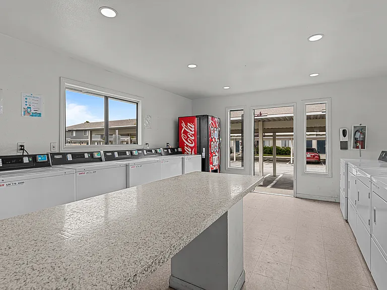 Park Place Townhomes — Photo 8