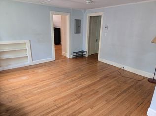 155 Crescent St #3, Northampton, MA 01060
