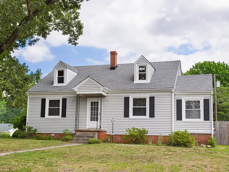 2307 Rawlings Ct — Photo 4