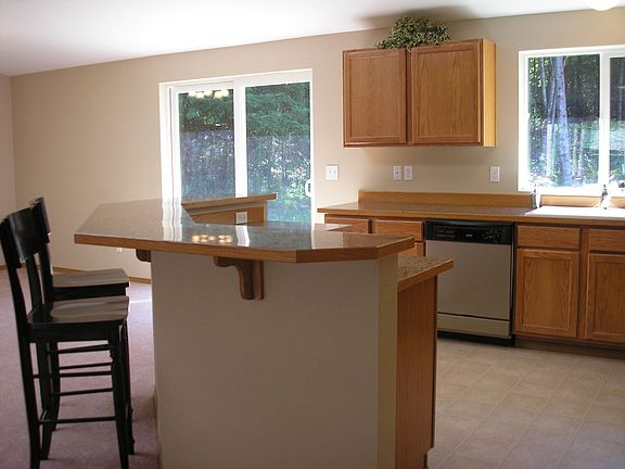 Eating Bar in Kitchen 