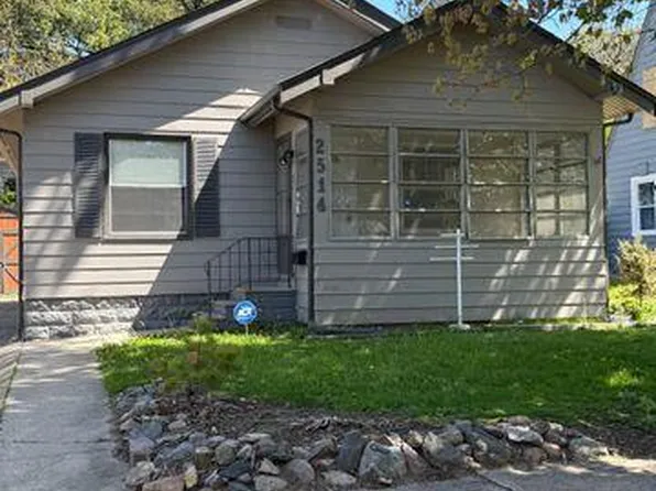 2514 Norbert St, Flint, MI 48504