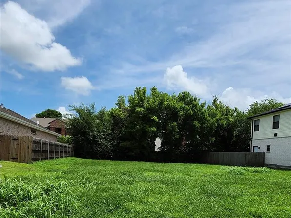 12520 Carmel Pl, New Orleans, LA 70128