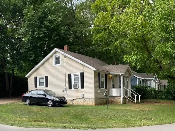 135 Plain Ave, Bowling Green, KY 42101