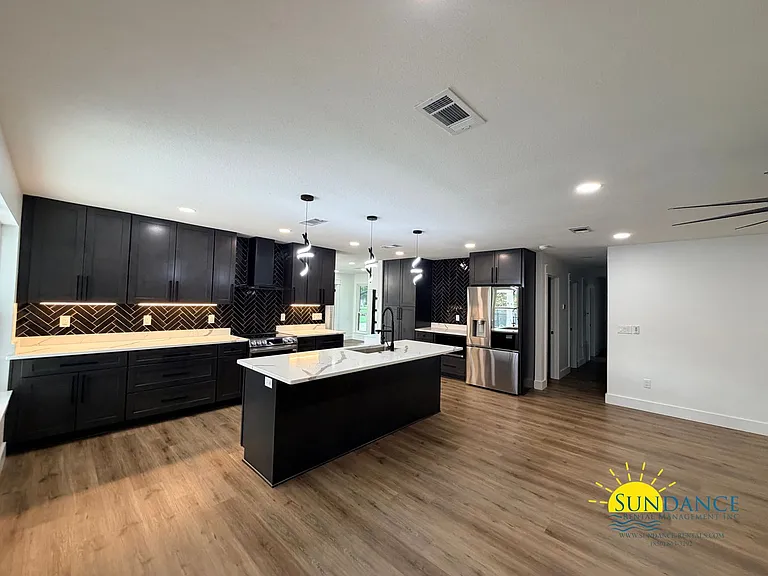 618 Country Club Ave — Photo 6