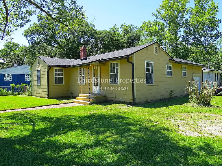 1946 Allandale Cir E — Photo 16