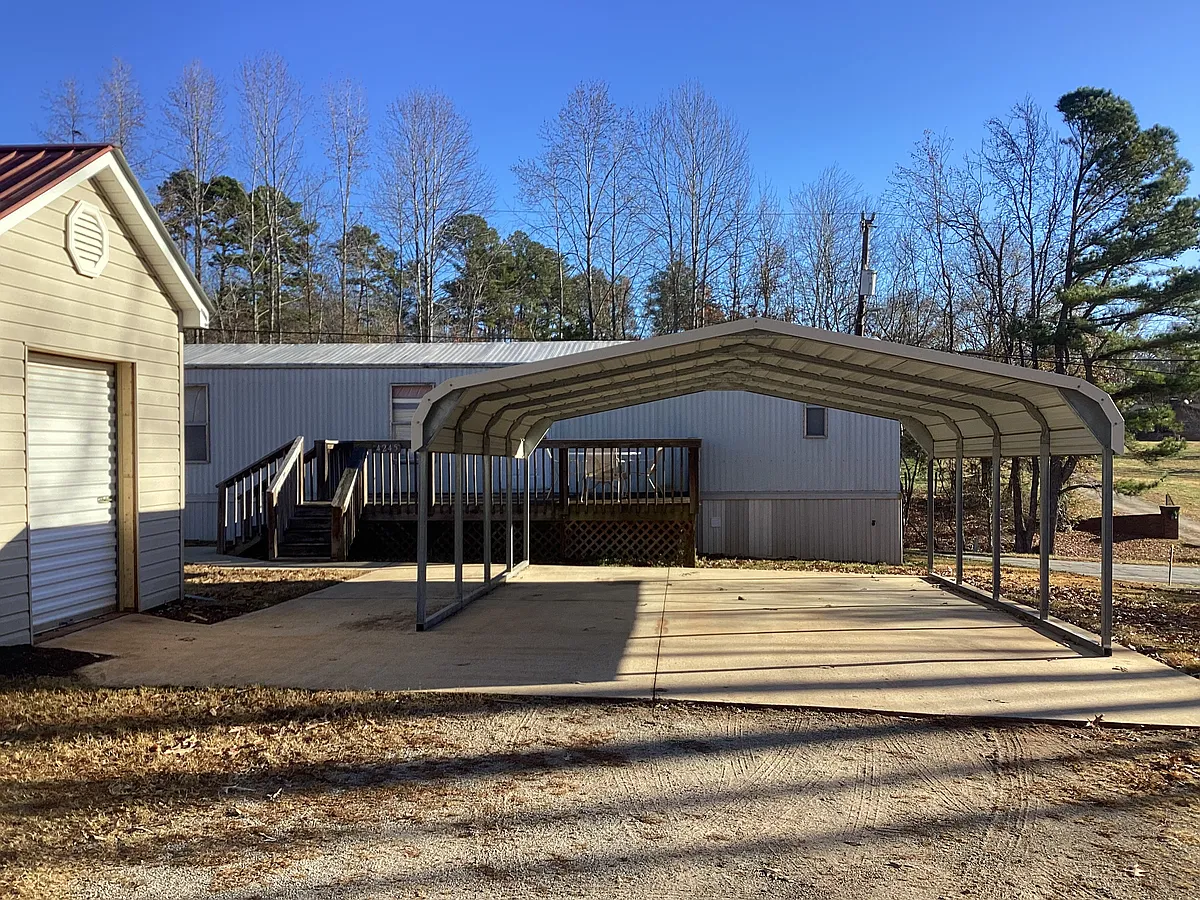 Building Photo - 4245 Sandy Flat Rd