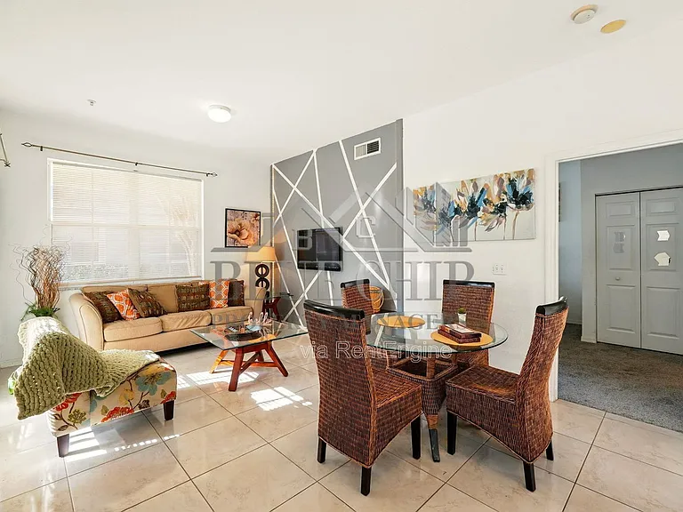 4005 Venetian Bay Dr #108 — Photo 4