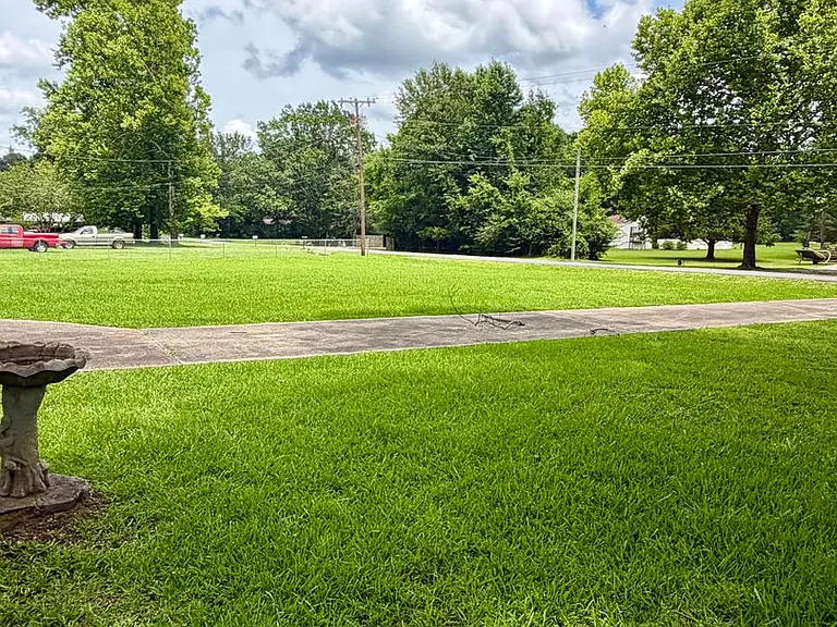 6428 Bain Blvd — Photo 36