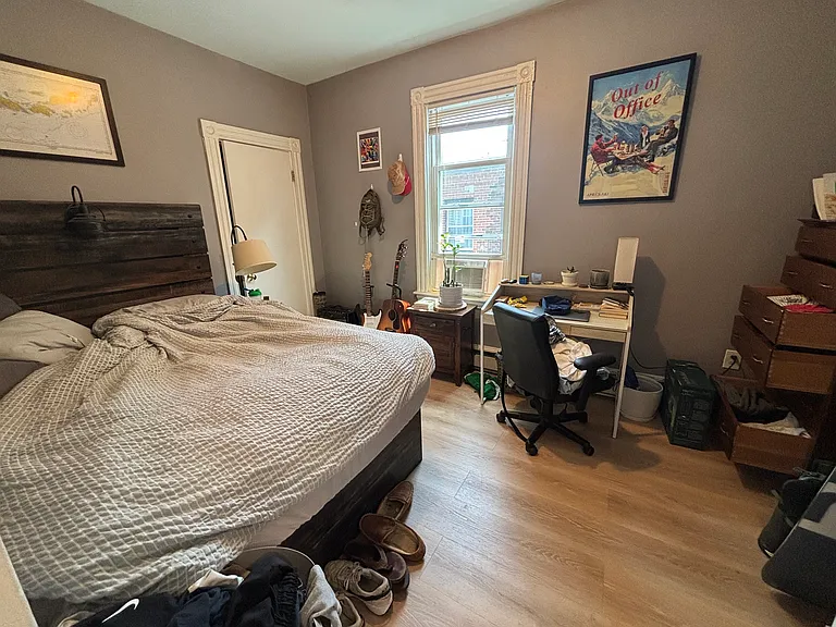 718 E 6th St #3 — Photo 8