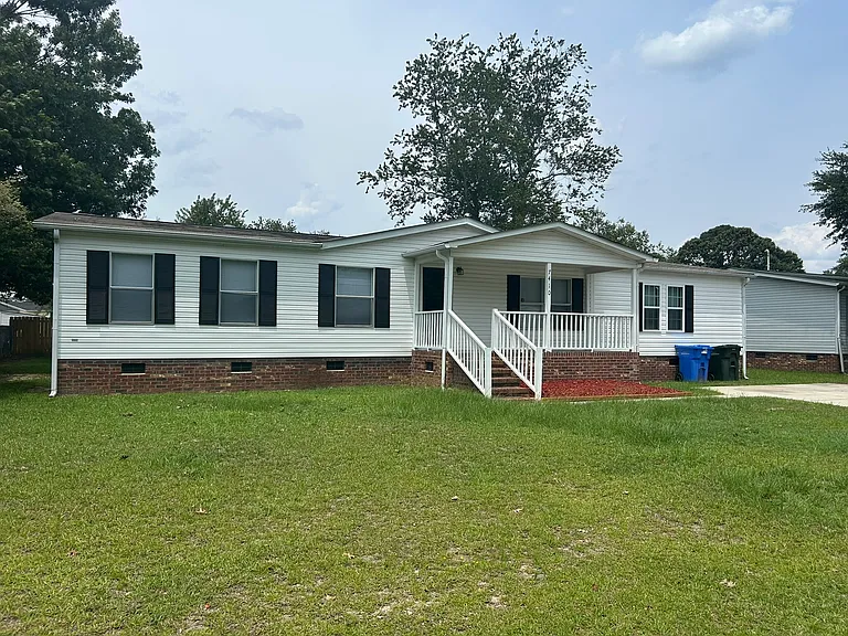 7210 April Dr — Photo 11