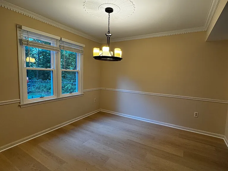 12129 Holly Knoll Cir — Photo 1