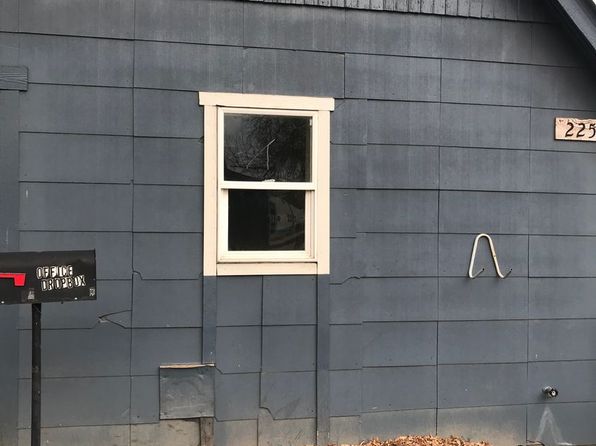 225 S 28th St
