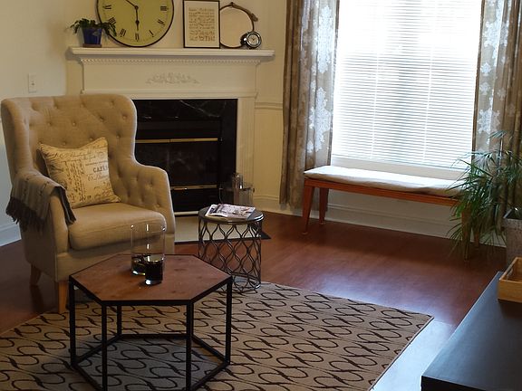 5th image of 4239 H Dudleys Grant Dr