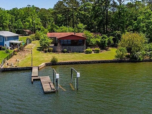 5th image of 147 Steeple Chase Rd