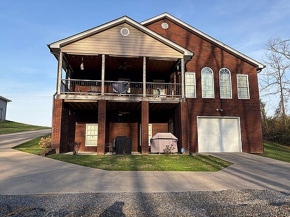 3rd image of 1790 Seaver Rd