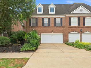 5571 Beverlyhill St, Houston, TX 77056