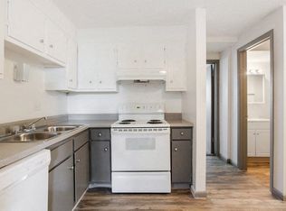 Stratford Plaza North, Denver, CO 80227