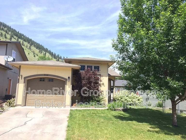 516 Connor Ct — Photo 1