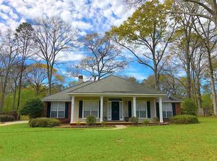 1490 Hunters Ct, Mobile, AL 36695