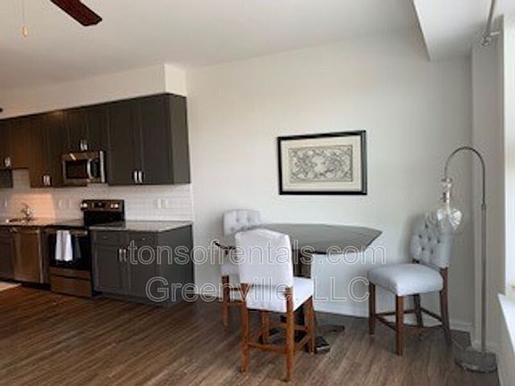 3rd image of 100 E Washington St APT 76