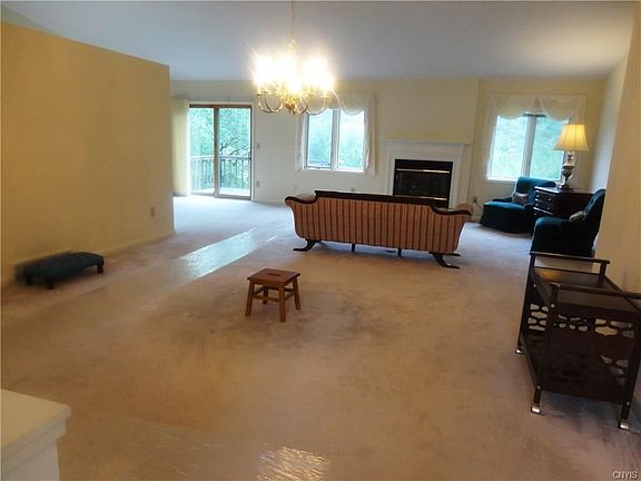 2nd image of 6200 The Hamlet #6200