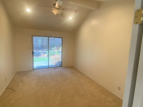 5th image of 305 Skylark Way
