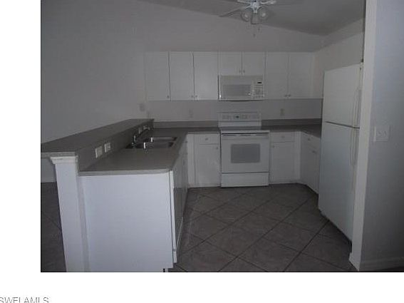 5th image of 109/111 NE 16th Pl