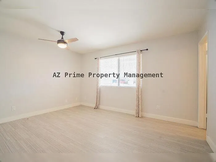 8139 E Osborn Rd — Photo 16