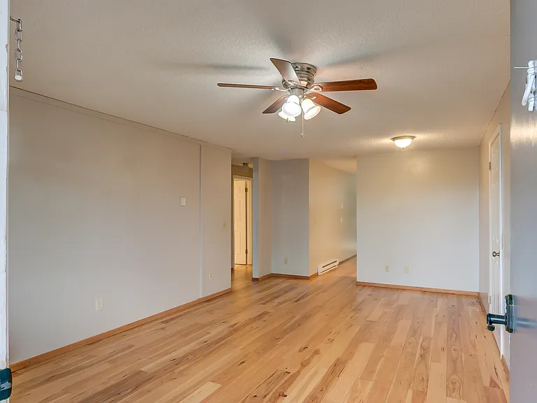 4050 W Lake Sammamish Pkwy NE #204 — Photo 8