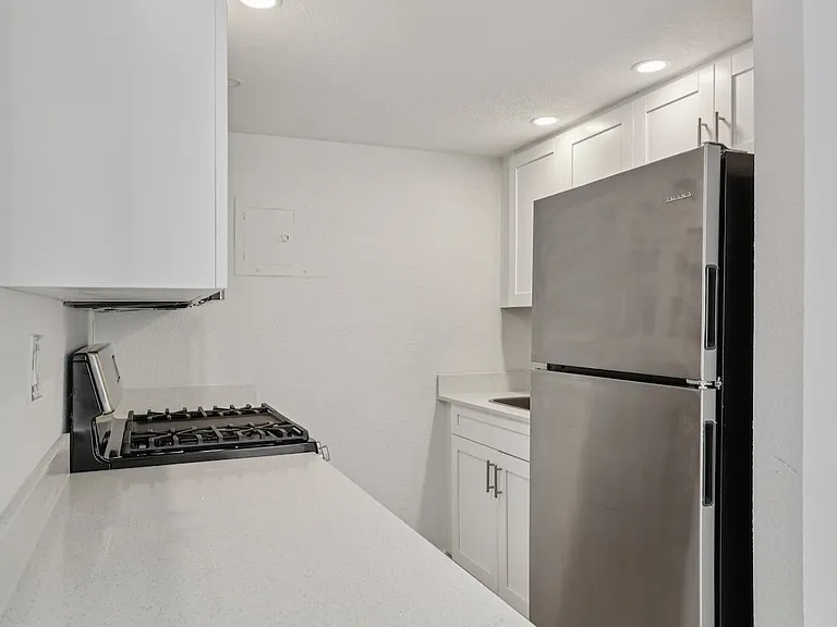 Haven on Canal Apartments — Photo 10
