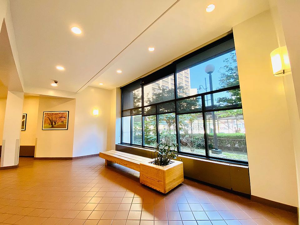 1st image of 300 Cathedral Pkwy #10G