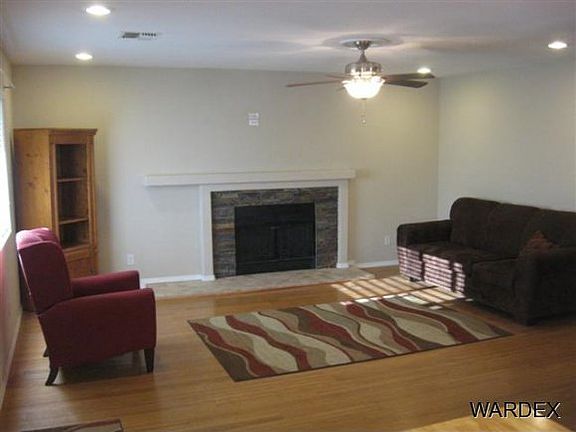 3rd image of 5726 S Bernstein Dr
