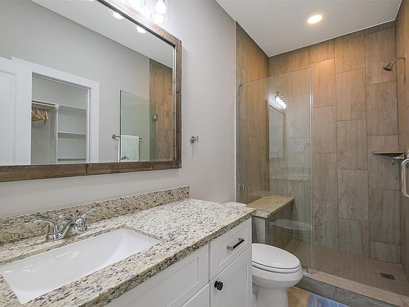 5th image of 8326 Mariah St #A