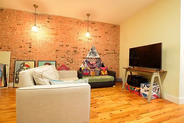 Rented by Goose Property Management LLC | media 22