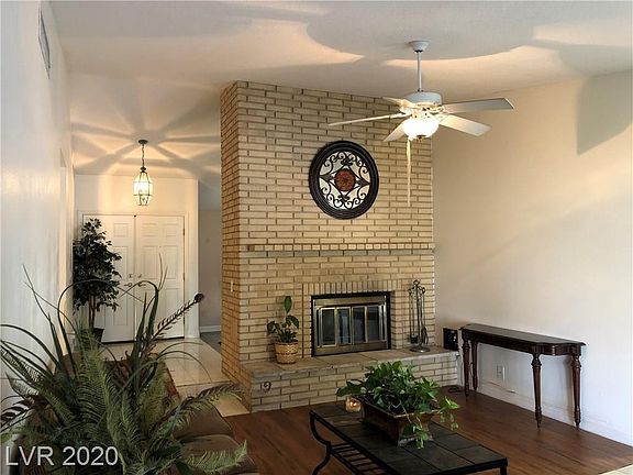 3rd image of 121 Homedale Way