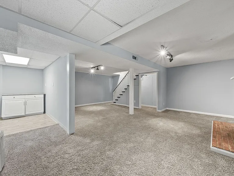 167 Taft Dr — Photo 25