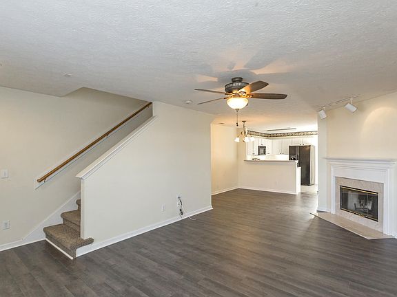 4th image of 568 Flintlock Ct