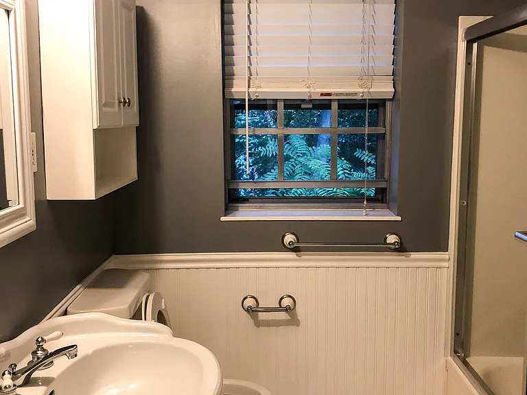 103 Lake Shore Rd #2 — Photo 7