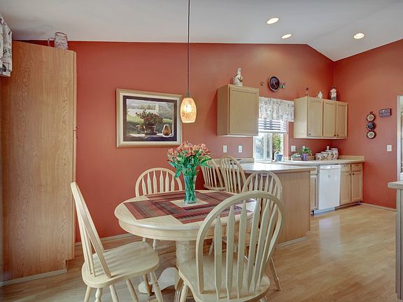 5th image of 7915 202nd Street Ct E