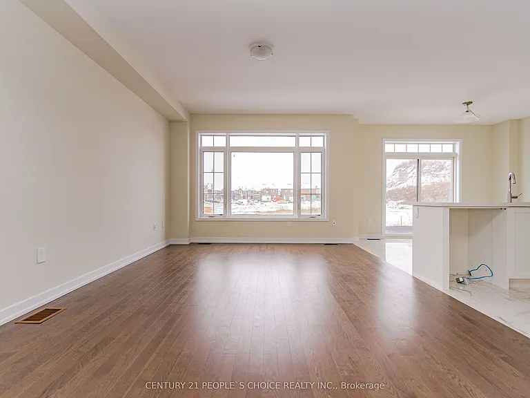 31 Garland Ave — Photo 10