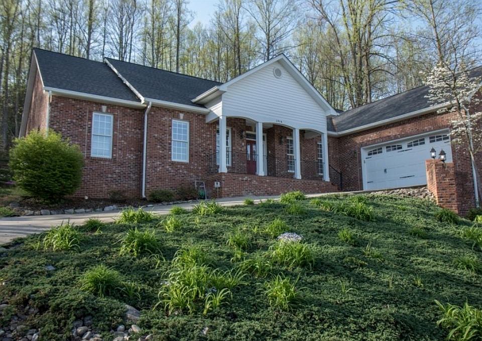 1st image of 1914 Millbrook Dr