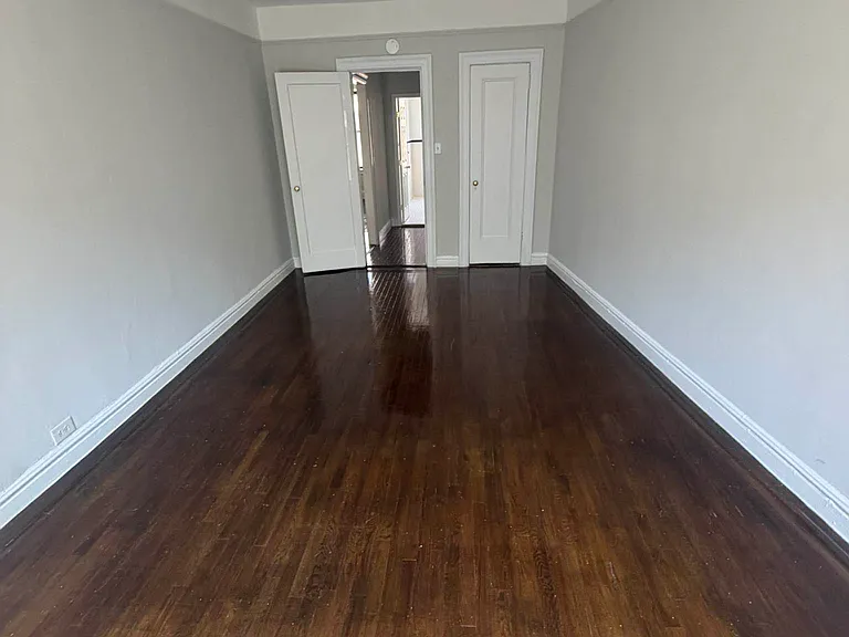 9 Seaman Ave #4M — Photo 4