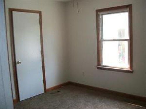 3rd image of 534 Browning Dr